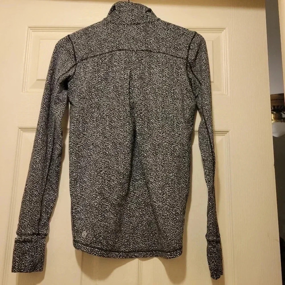 Lululemon Top Outrun 1/2 Zip Running Luon Ripple Jacquard Black White - Picture 5 of 6